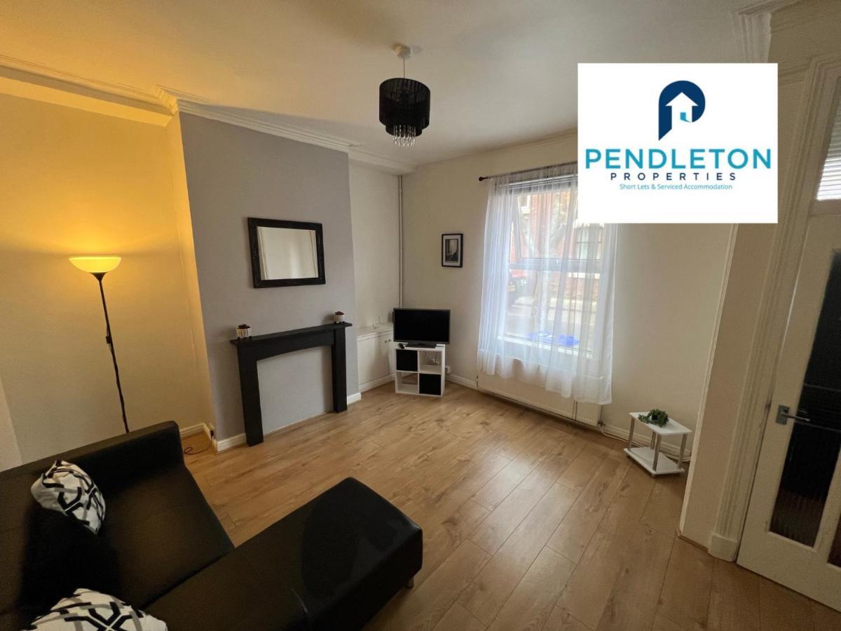 Willa Modern 3 Bed House With Free Parking And Wi-Fi Preston  Zewnętrze zdjęcie